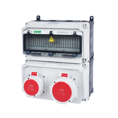 PC IP67 32A กล่องจ่ายไฟแบบยกเครื่องสำหรับอุตสาหกรรมที่ปรับแต่งได้